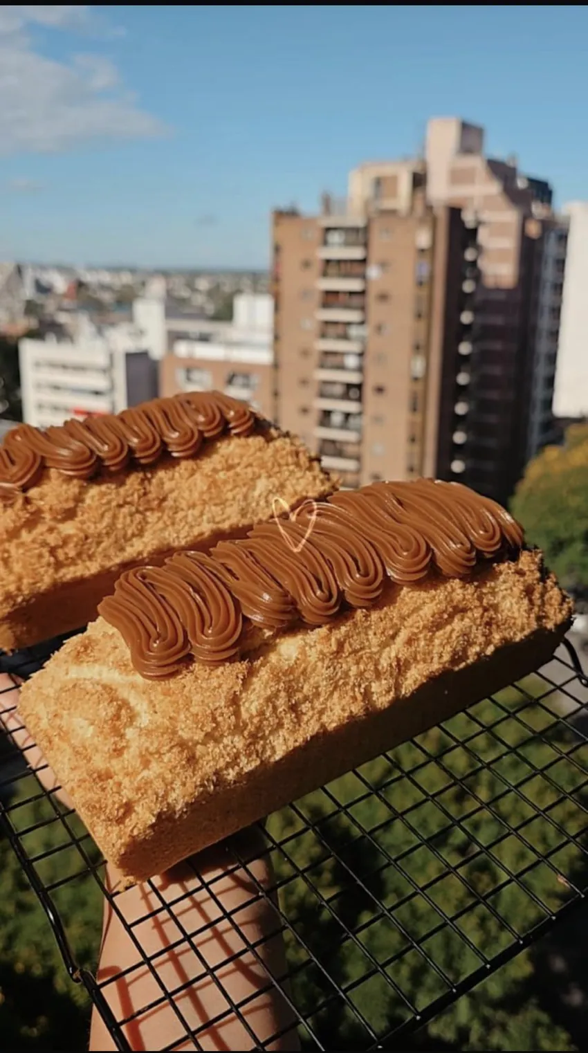 Budines con dulce de leche hechos con las recetas de Budiné